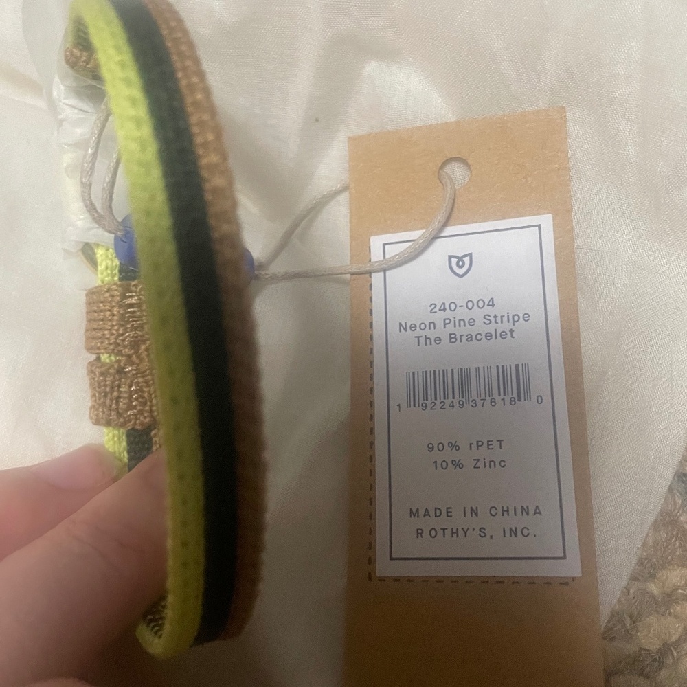 NWT Rothy’s “Neon Pine” Bracelet